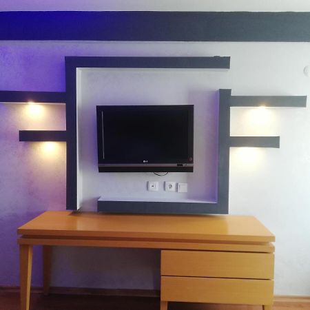 Ünaten otel Gaziemir Buitenkant foto