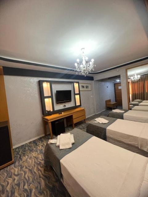 Ünaten otel Gaziemir Buitenkant foto